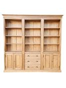 Bibliotheque En Bois Massif 3 Tiroirs et 4 portes Aix | 230