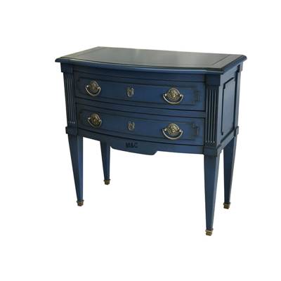 Petite commode de style louis XVI